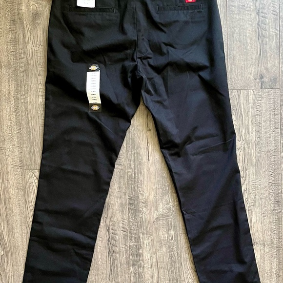 Dickies Flex Twill Pant Skinny Fit - Size 14 reg. - Picture 6 of 10